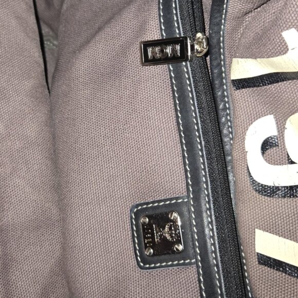 EUC Authentic Rare MCM Anniversary Tote - Picture 11 of 13